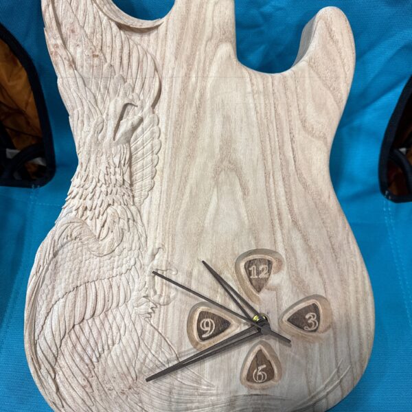 Guitar clock with Eagle